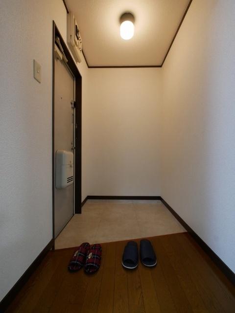 メゾン汐路パート２（B） 玄関