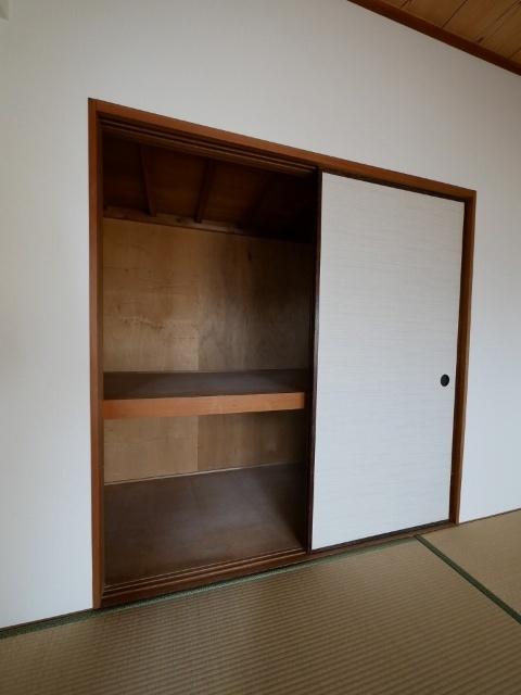 シャトー汐路（307） 収納