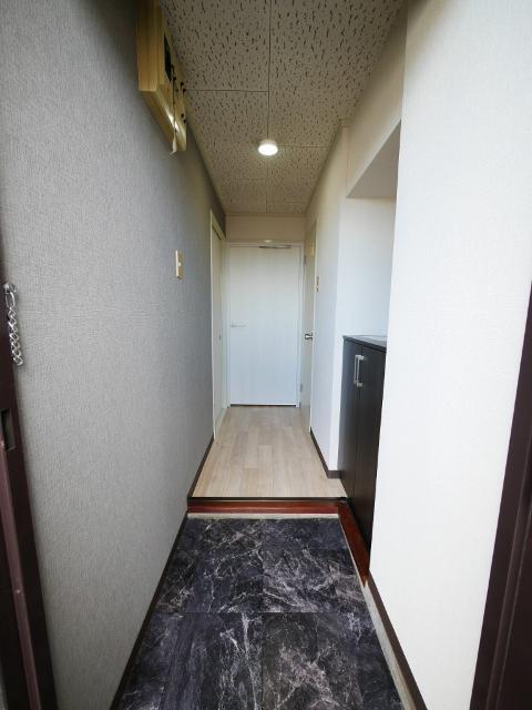 シャンボール朝日（8C） 玄関