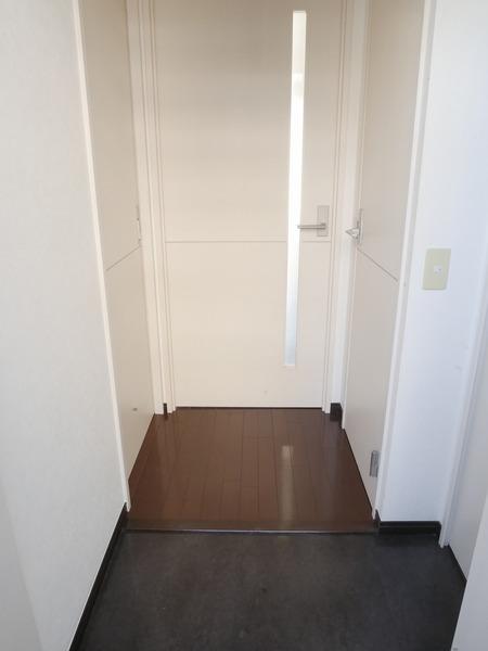 エルミタージュ桜山（403） 玄関