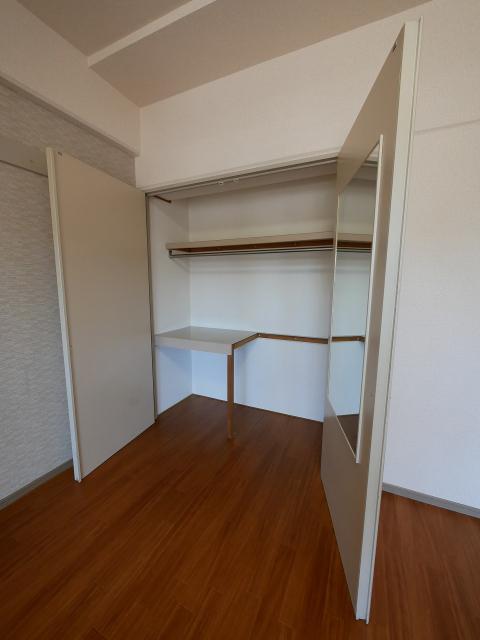 ファミーユ檀（205） 収納