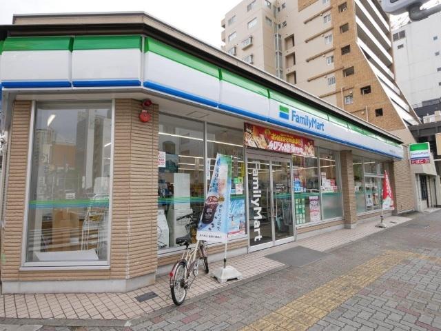 ファミリーマート千種今池五丁目店：185m