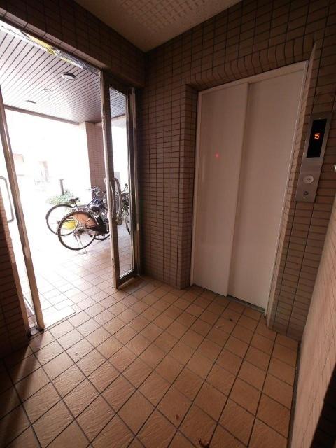 カニエビル2（5B） ロビー