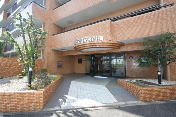 ダイアパレス長戸井町 エントランス