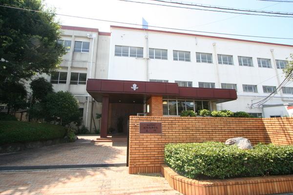 中学校