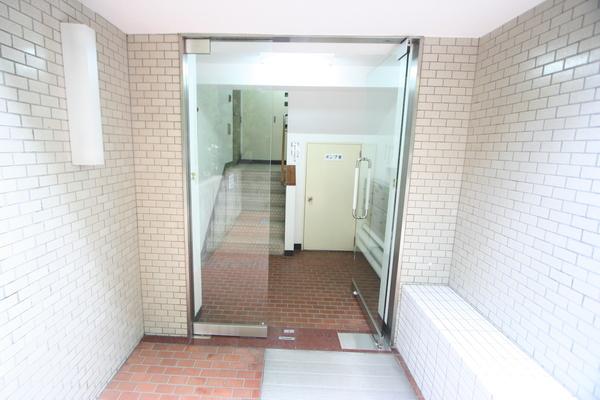 イトーピア鶴舞マンション エントランス