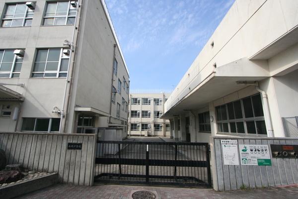 中学校