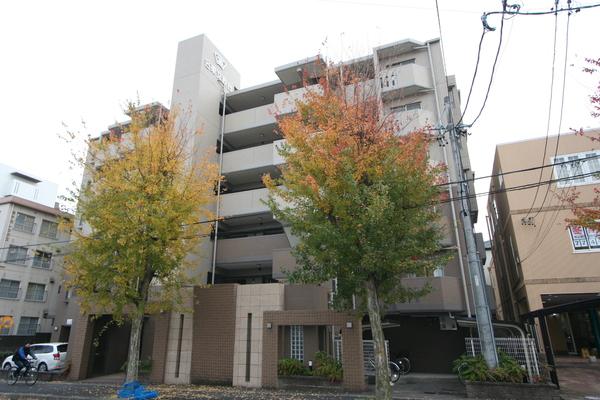 宝マンション名東文教台 外観