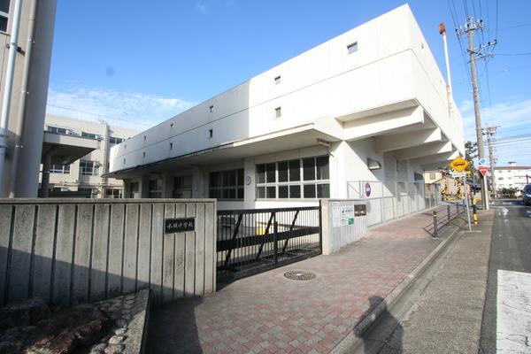 中学校