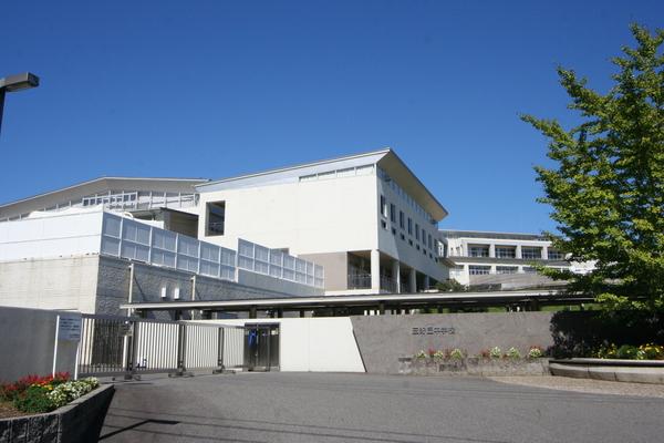 中学校