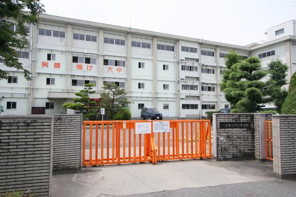 中学校