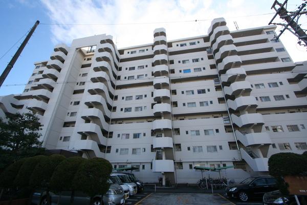 堀田サンハイツA棟 外観