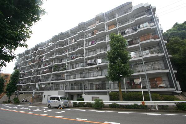 八事サンハイツ 外観