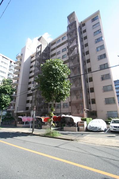 上前津サンハイツ 外観