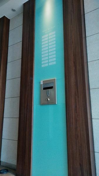 ノイエクラッセ江南 エントランス