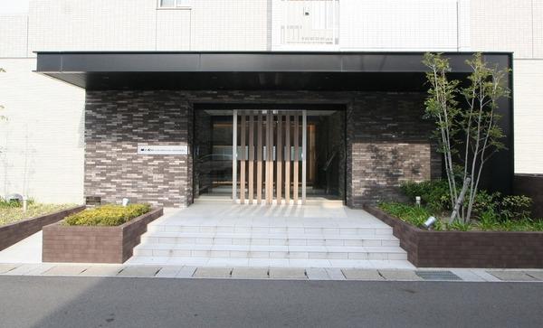 モアグレース各務原市民公園 エントランス