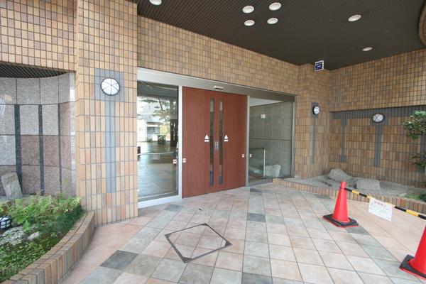 ライオンズマンション藤ヶ丘ガーデンシティ三番館 エントランス