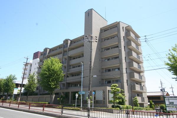 八事雲雀ケ丘パーク・ホームズ 外観