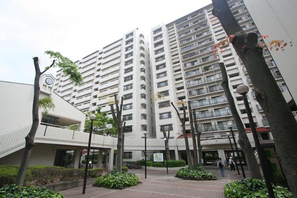 パークシティ鳥見Ｂ棟 外観