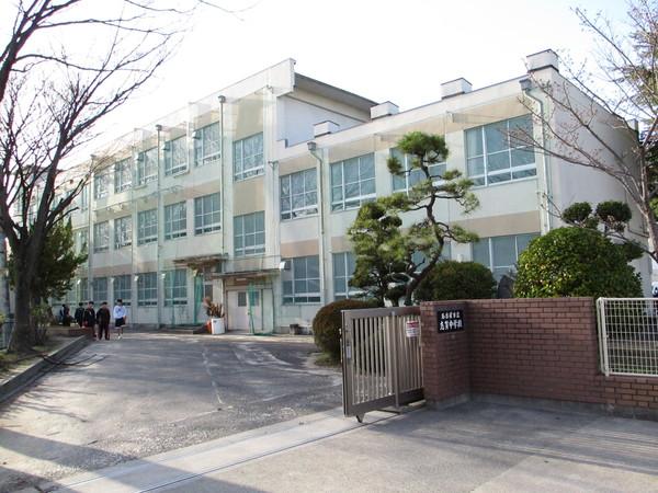 中学校