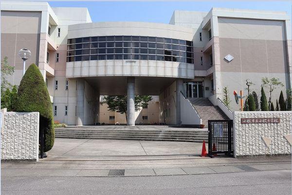 中学校