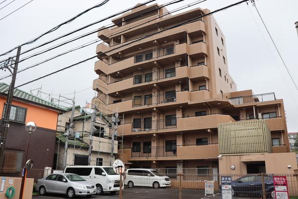 サーラ鳴海 外観