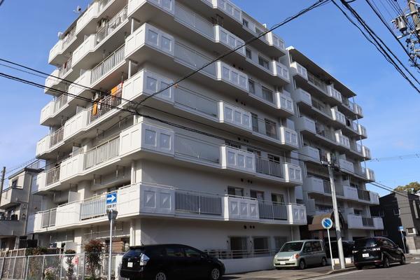 シャトー尾頭橋 外観