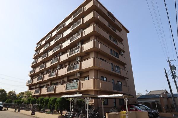 ミツイロイヤル国府宮 外観