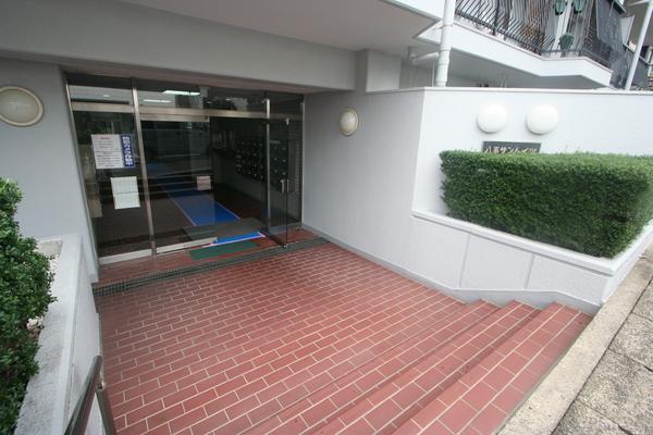 八事サンハイツ エントランス