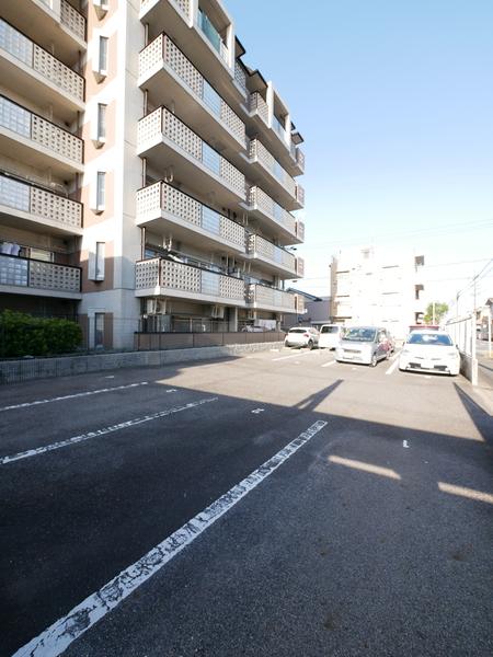 ナビシティ白砂 駐車場