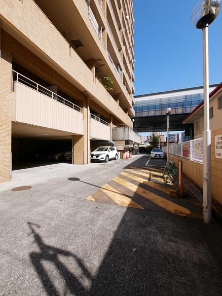 ライオンズマンション東桜 駐車場