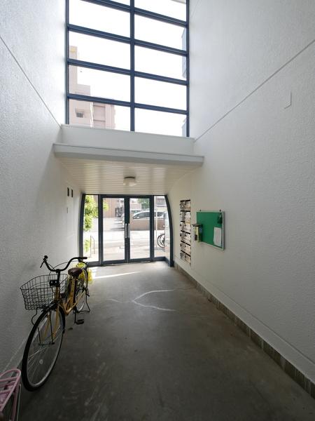 八幡マンション ロビー