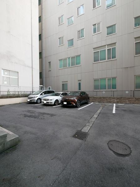 エスポア金山Ⅲ 駐車場