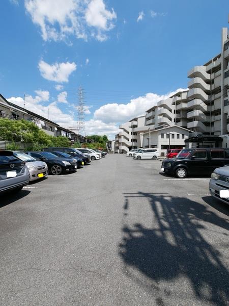 白水公園ハイツ 駐車場