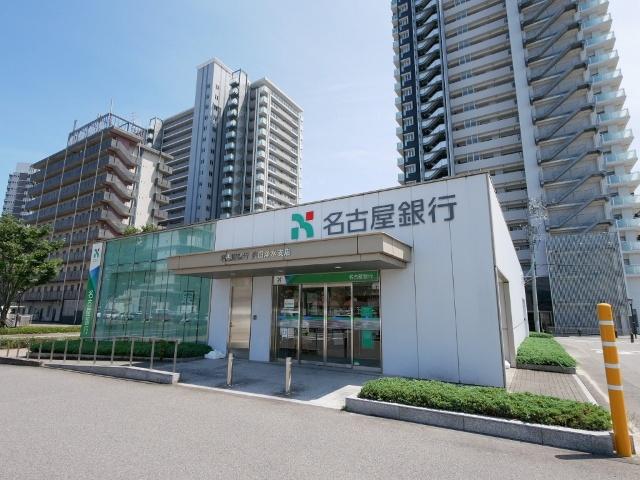 銀行