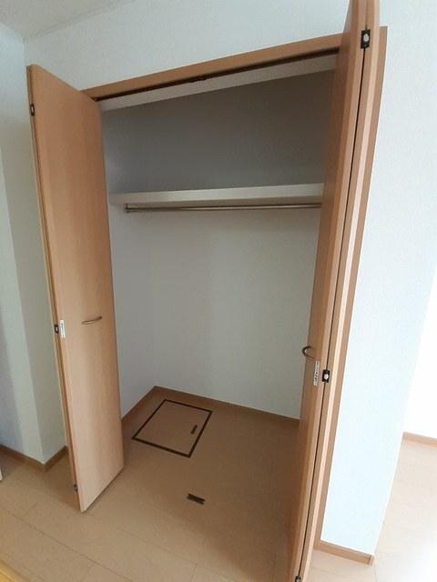 フローラル奥田Ａ（101） 収納