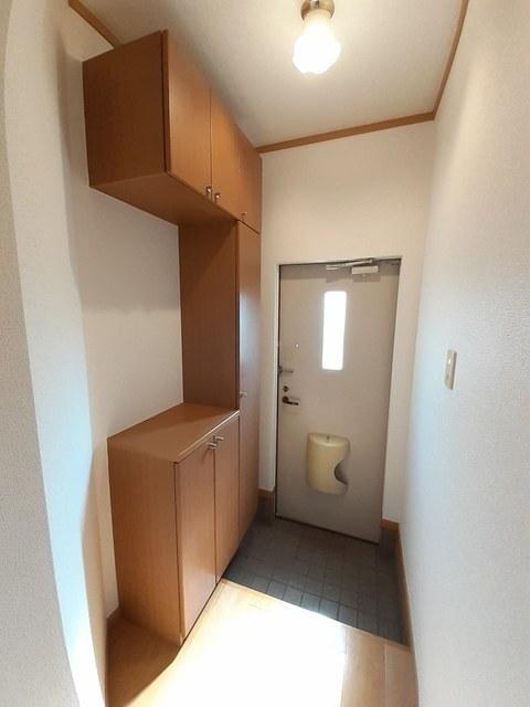 ソレイユＢ（101） 玄関