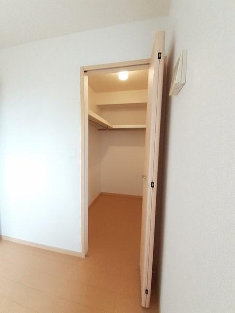 カルム市原Ｃ（203） 収納