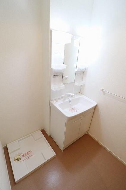 ルミナス坂ノ市　Ⅰ（101） 洗面