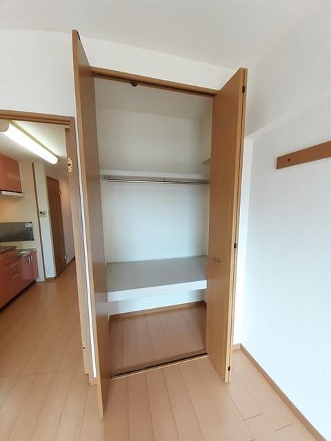 エアリーストリート（705） 収納