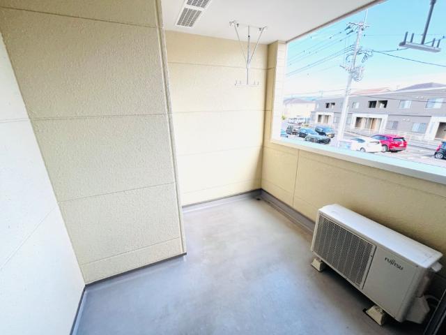 ユニヴァリィ　イノバル 部屋画像