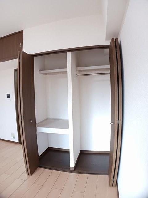 シェーンドルフ中津留（301） 収納