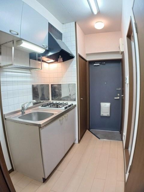 シェーンドルフ中津留（301） 室内
