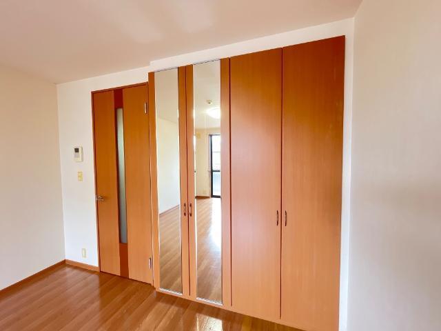 フローレンス明磧 部屋画像