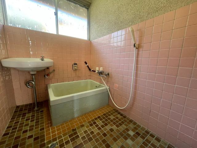 大分市向原西一戸建 バス／シャワー