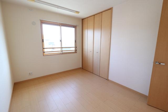 ファミーリェ（205） 部屋画像