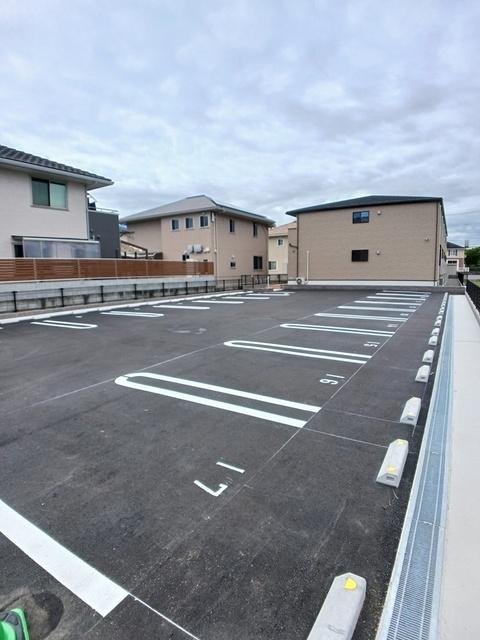グランメゾン　フーミー（104） 駐車場