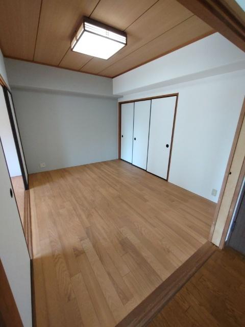 パークサイドしろさき（402） 室内