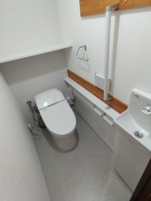パークサイドしろさき（402） トイレ