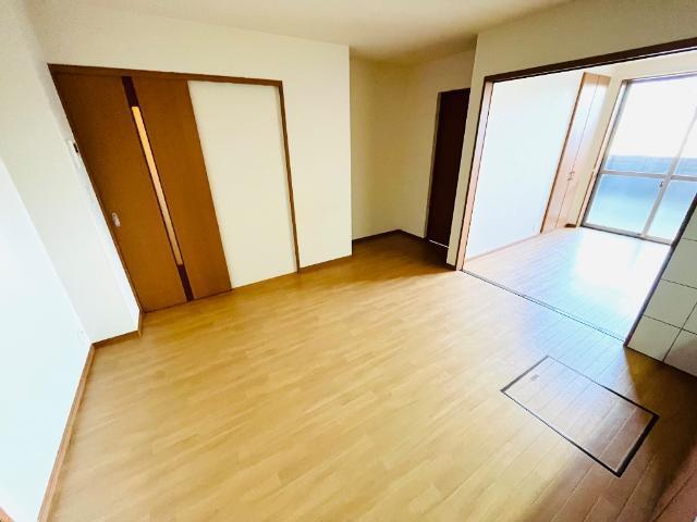 ロココモダン 部屋画像